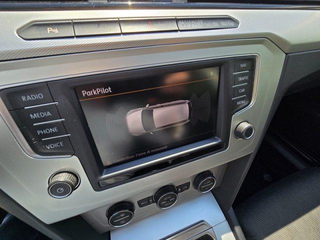 VOLKSWAGEN Passat Variant 1.6 TDI DSG Comfortline BlueMotion Tech.