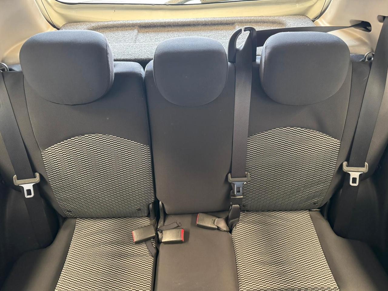 Nissan Micra 1.2 , 5 porte GPL allestimento Eco Acenta