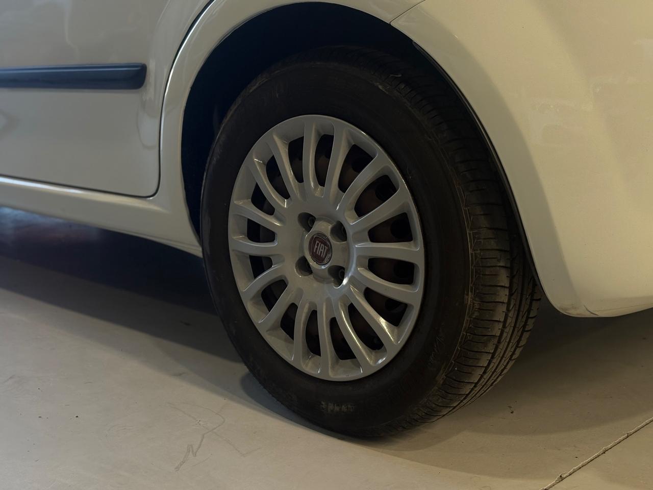 Fiat Punto 1.2 8V 5 porte Street