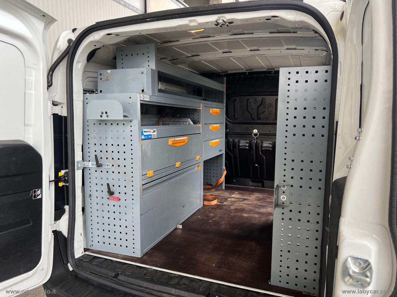 Doblò 1.6MJT 105 PL-TN Cargo Maxi Lam.SX