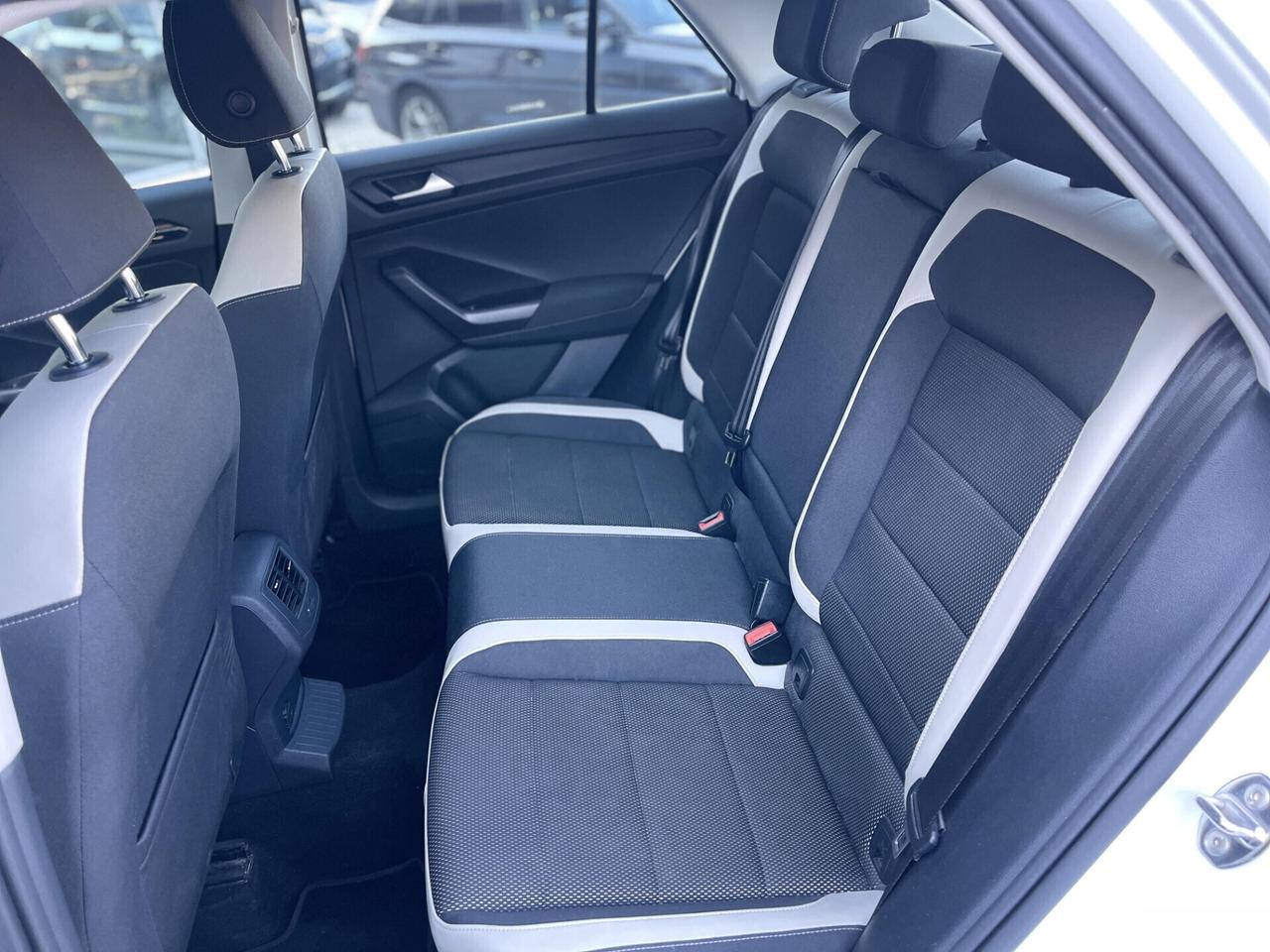 Volkswagen T-Roc 1.0 Benzina 116CV E6 Neo - 2019