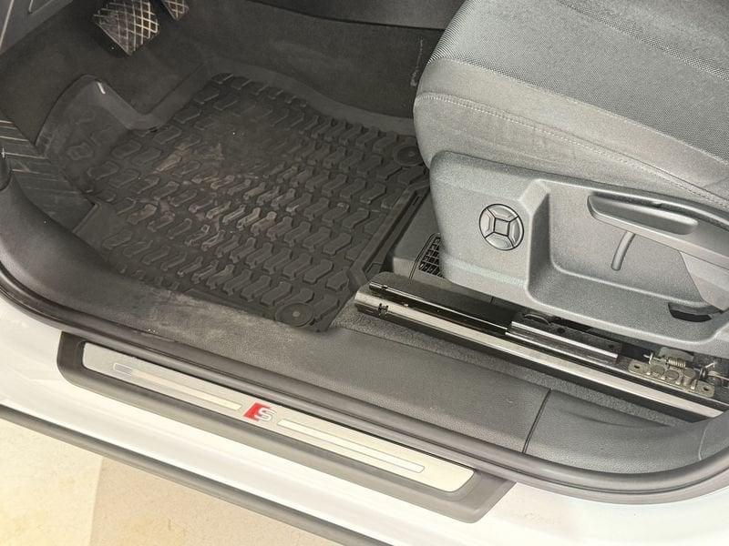 Audi Q3 40 TDI quattro S tronic S Line Edition