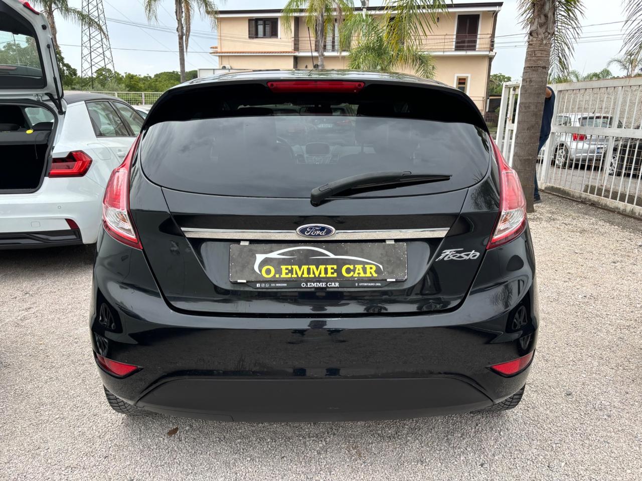 FORD FIESTA 1.4GPL MOTORE SOSTITUITO 70.000KM