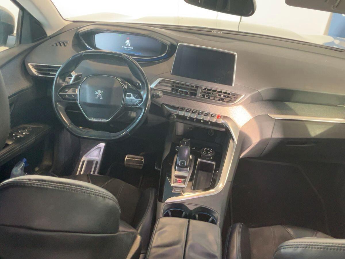 Peugeot 5008 BlueHDi 120 S&S EAT6 Crossway