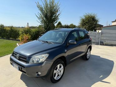 Toyota RAV 4 RAV4 2.2 D-4D 136 CV Luxury