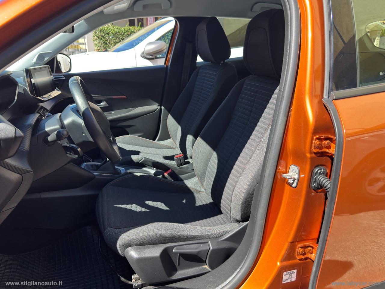 PEUGEOT 2008 BlueHDi 110 S&S Active Pack