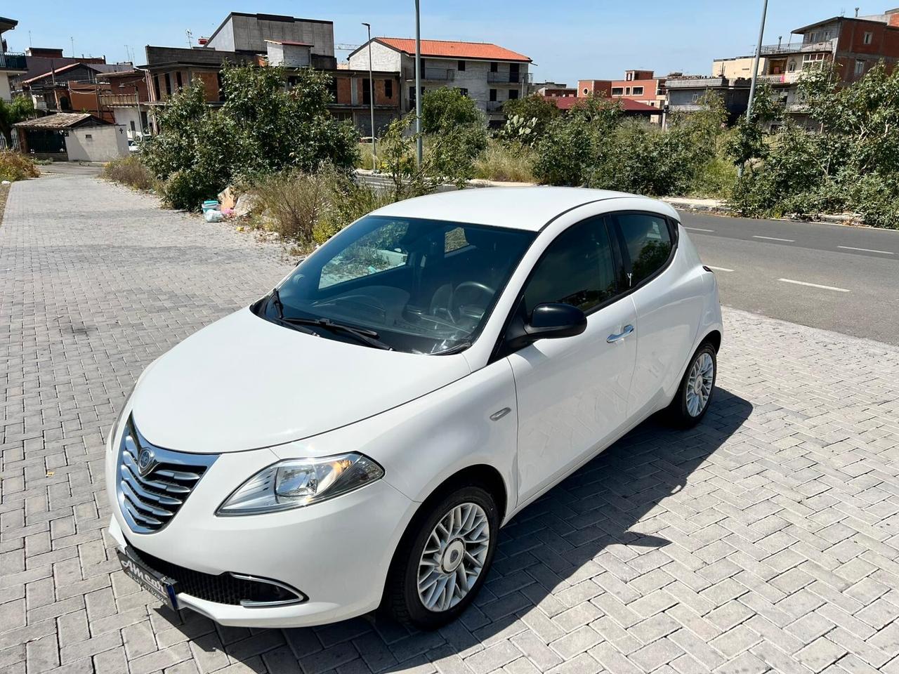 Lancia Ypsilon 1.3MLJT COME NUOVA CHIAMA 2014