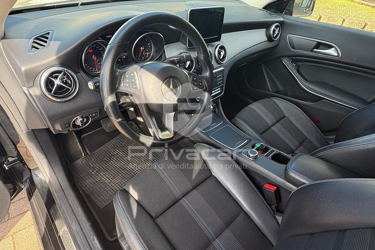 MERCEDES CLA 200 d S.W. Automatic Business