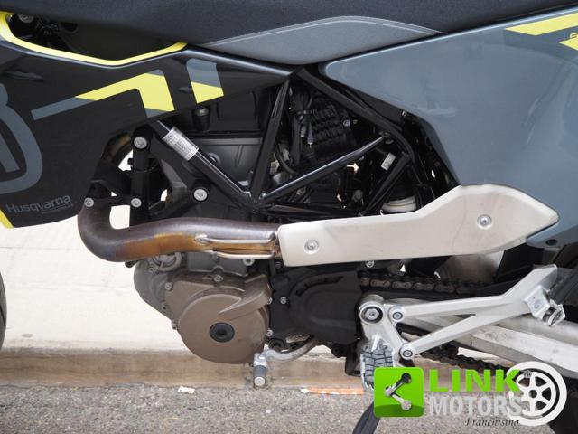 HUSQVARNA 701 Supermoto +Finanziabile+
