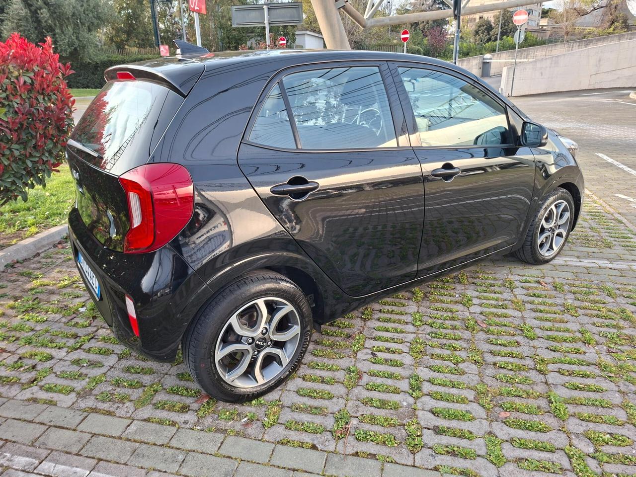 Kia Picanto 1.0 12V 5 porte X Line