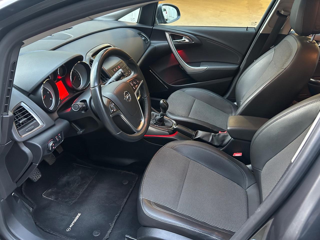 Opel Astra 1.7 CDTI 110CV Sports Tourer Cosmo