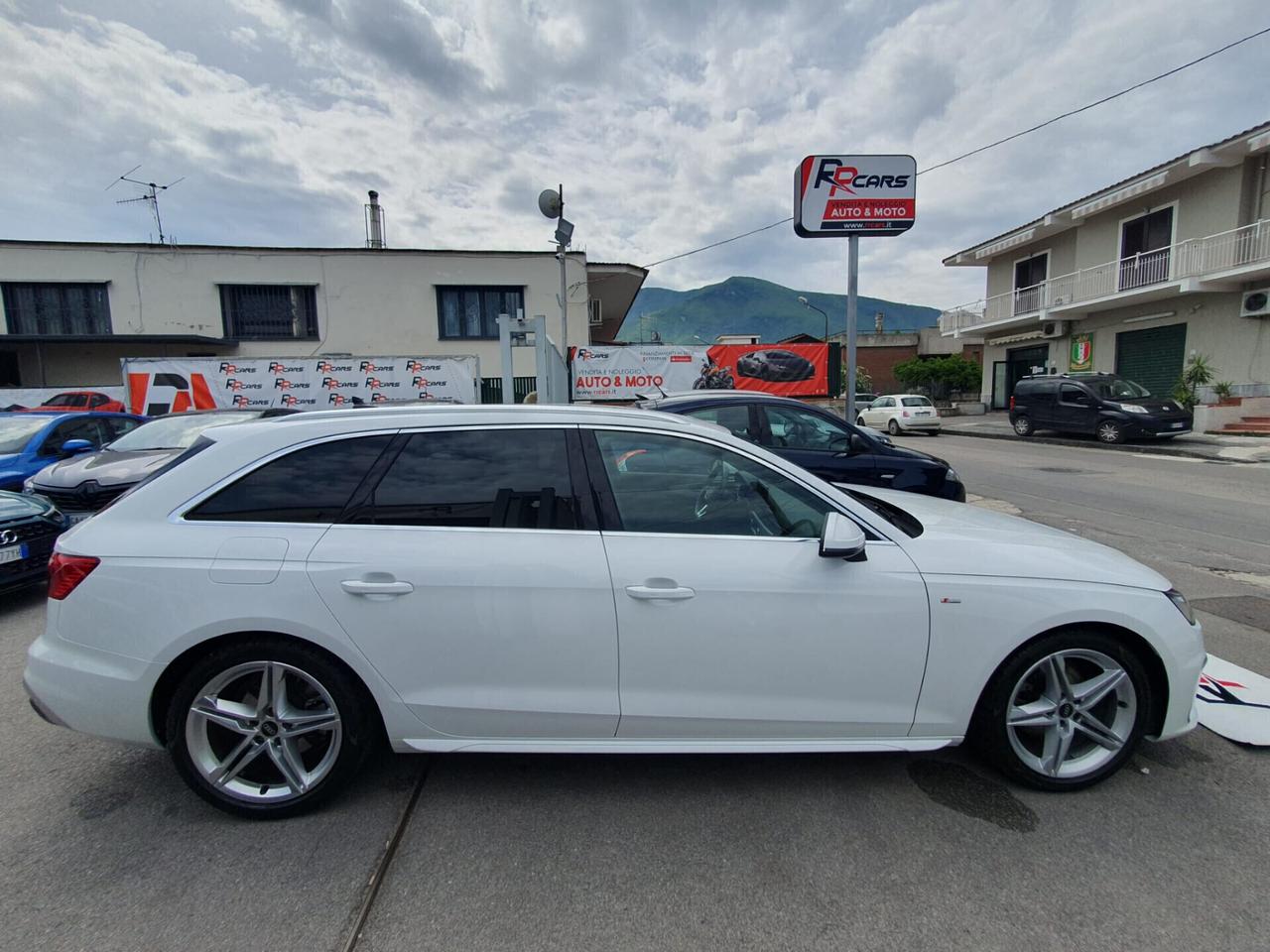 Audi A4 Avant 30 TDI/136 CV S tronic line edition