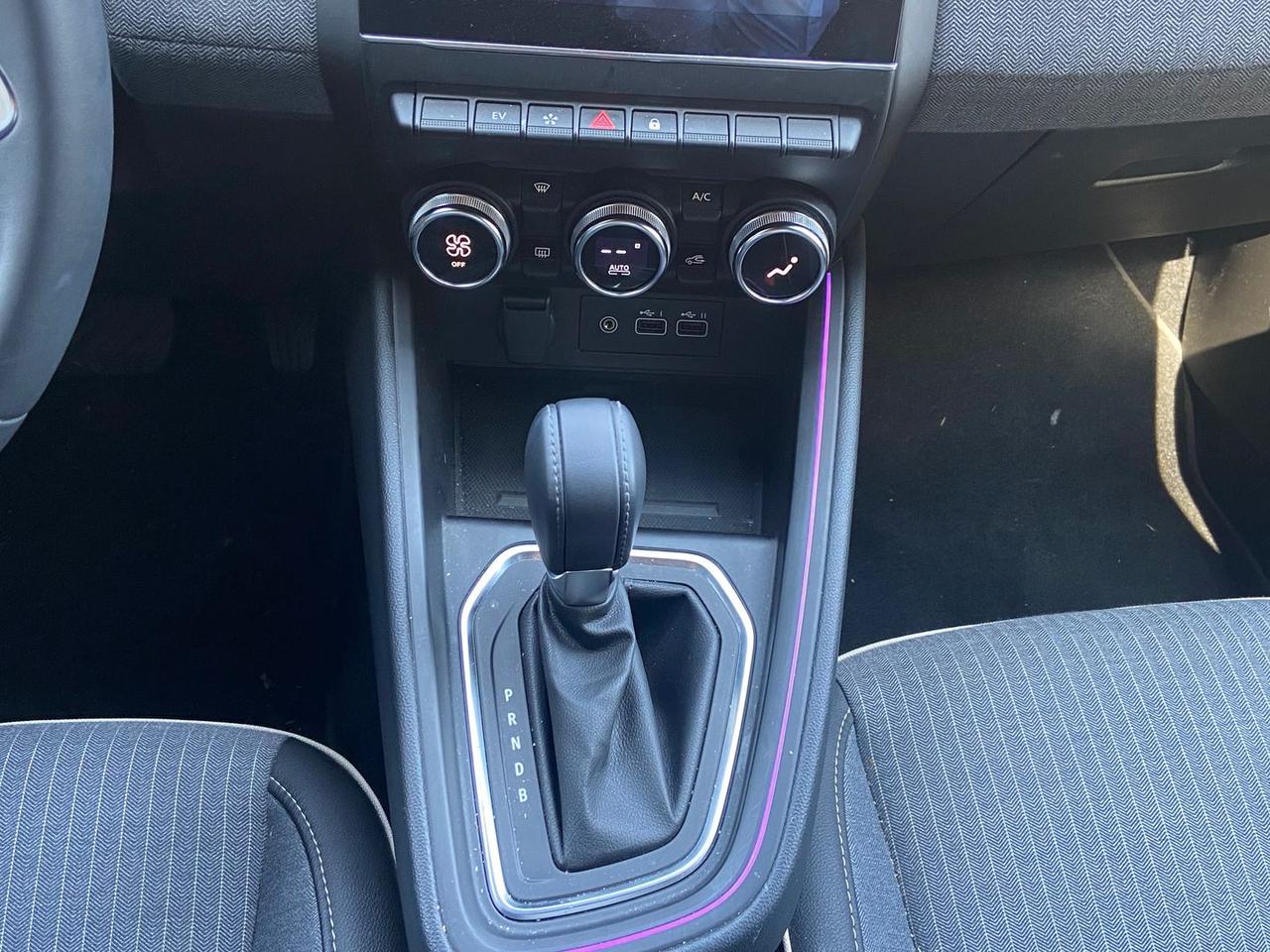 Renault Clio Techno 1.6 E-TECH 145 HEV #10778