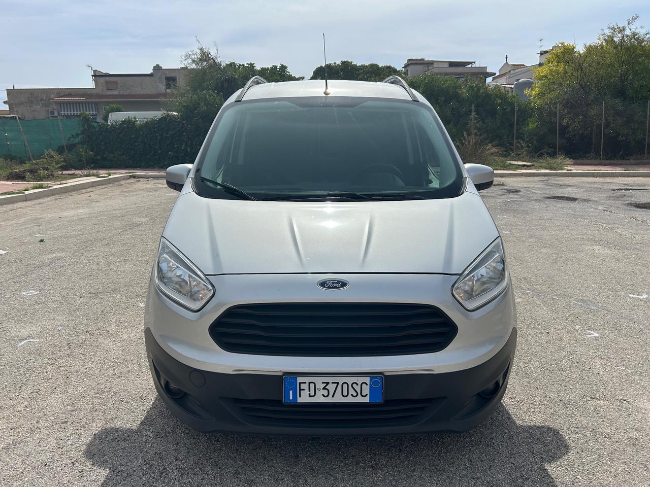 Ford Transit Courier 1.5 TDCi 75CV Van Trend