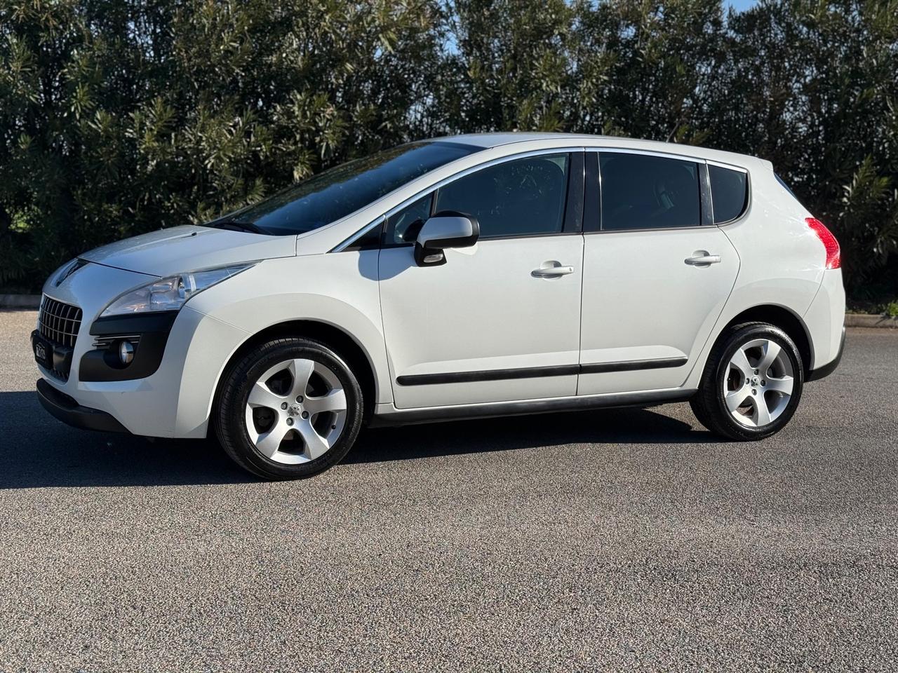 Peugeot 3008 1.6 HDi 115CV Business