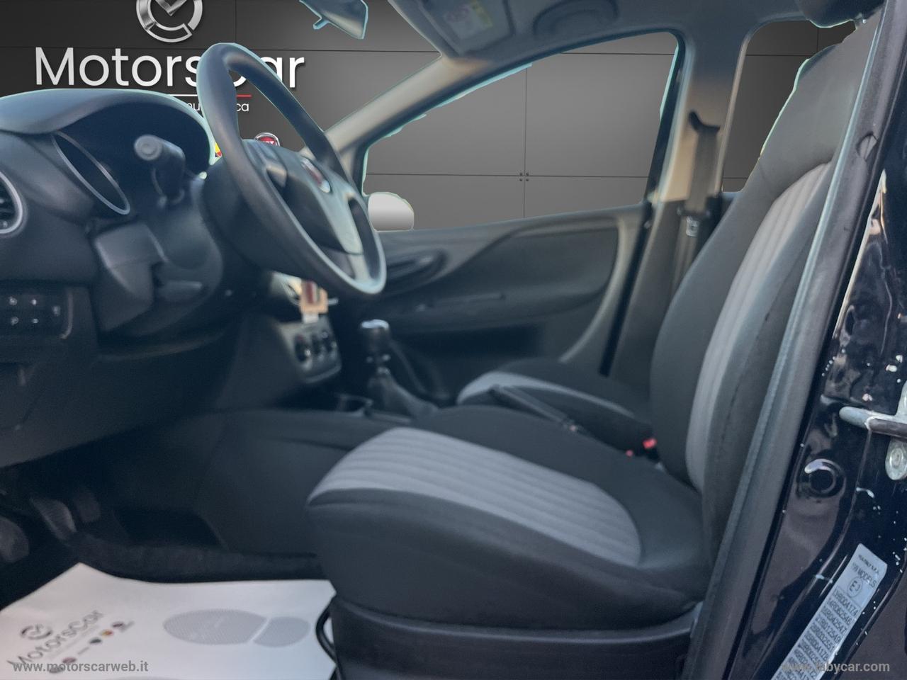 FIAT Punto 1.2 8V 5p. Street