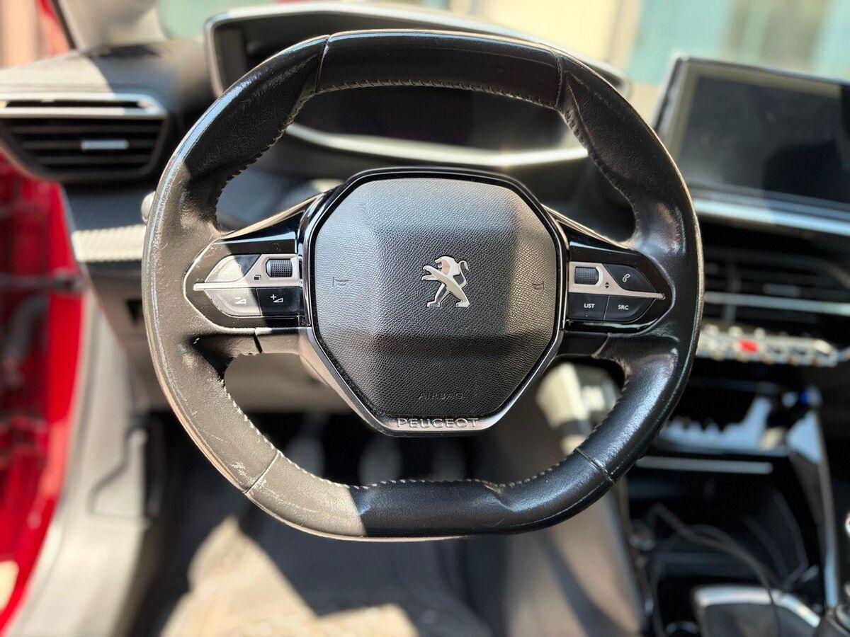 Peugeot 208 1.5 bluehdi Allure Navi Pack s&s 100cv