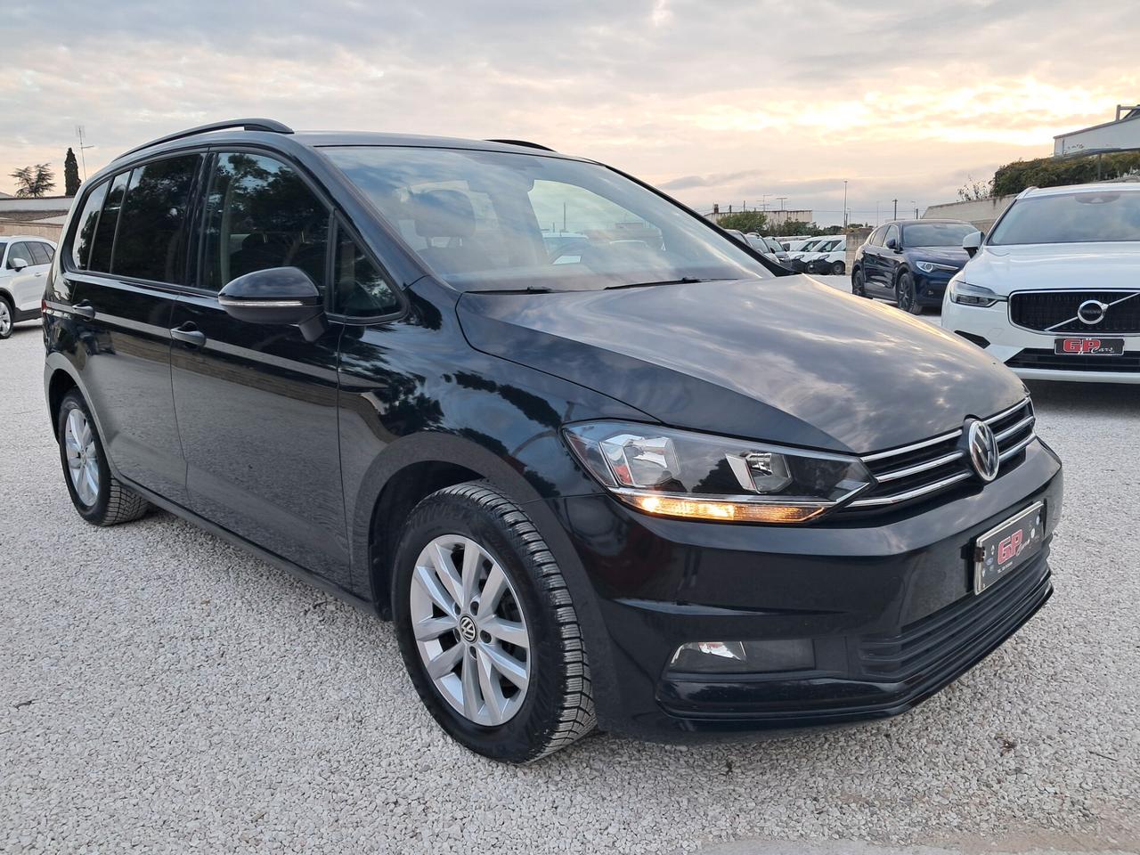 VW Touran 1.6 TDI 115 cv 7 POSTI DSG *NAVY-RADAR-CERCHI*