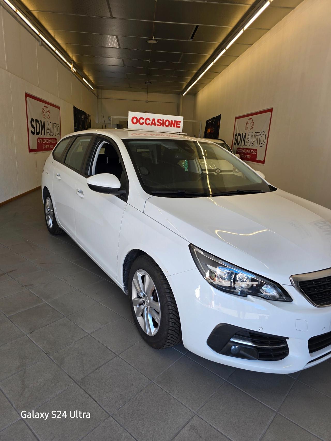 Peugeot 308 BlueHDi 130 S&S EAT8 SW Active Business