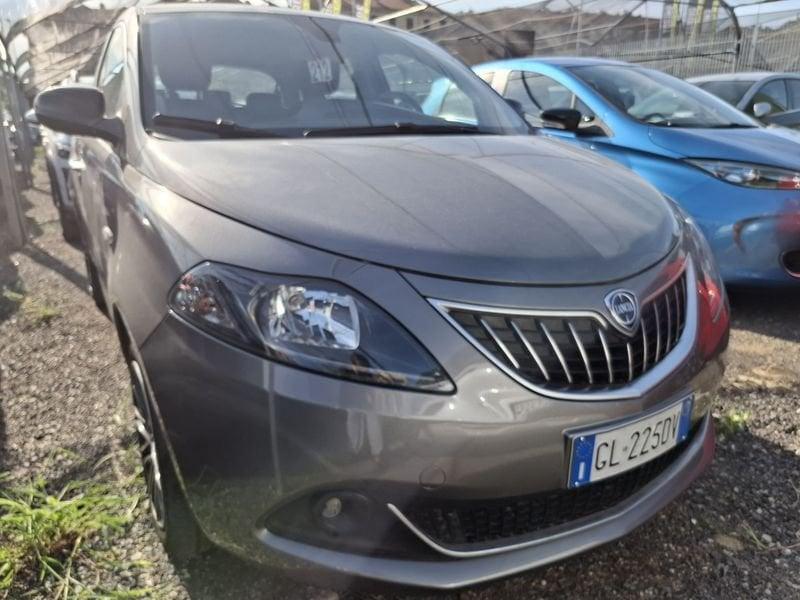 Lancia Ypsilon III 2021 1.2 Silver Gpl 69cv