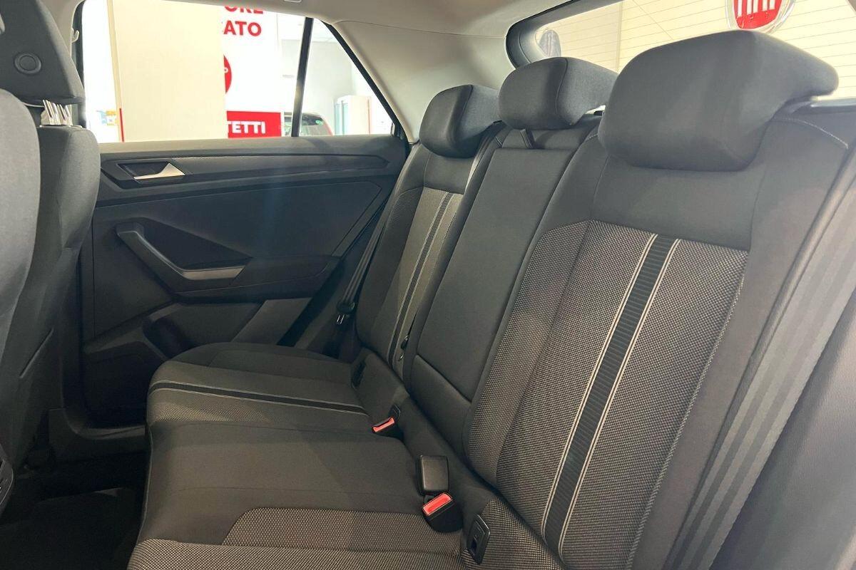 Volkswagen T-Roc 1.6 TDI SCR Business BlueMotion Technology
