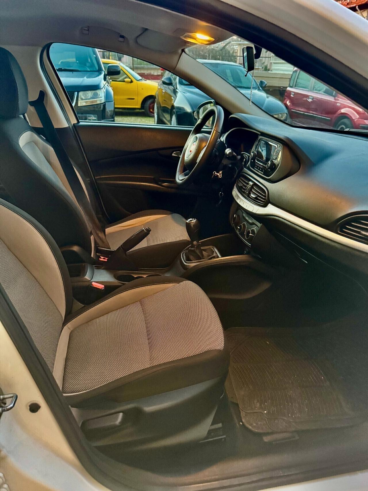 Fiat Tipo 1.3 Mjt S&S 5 porte Lounge - 2021