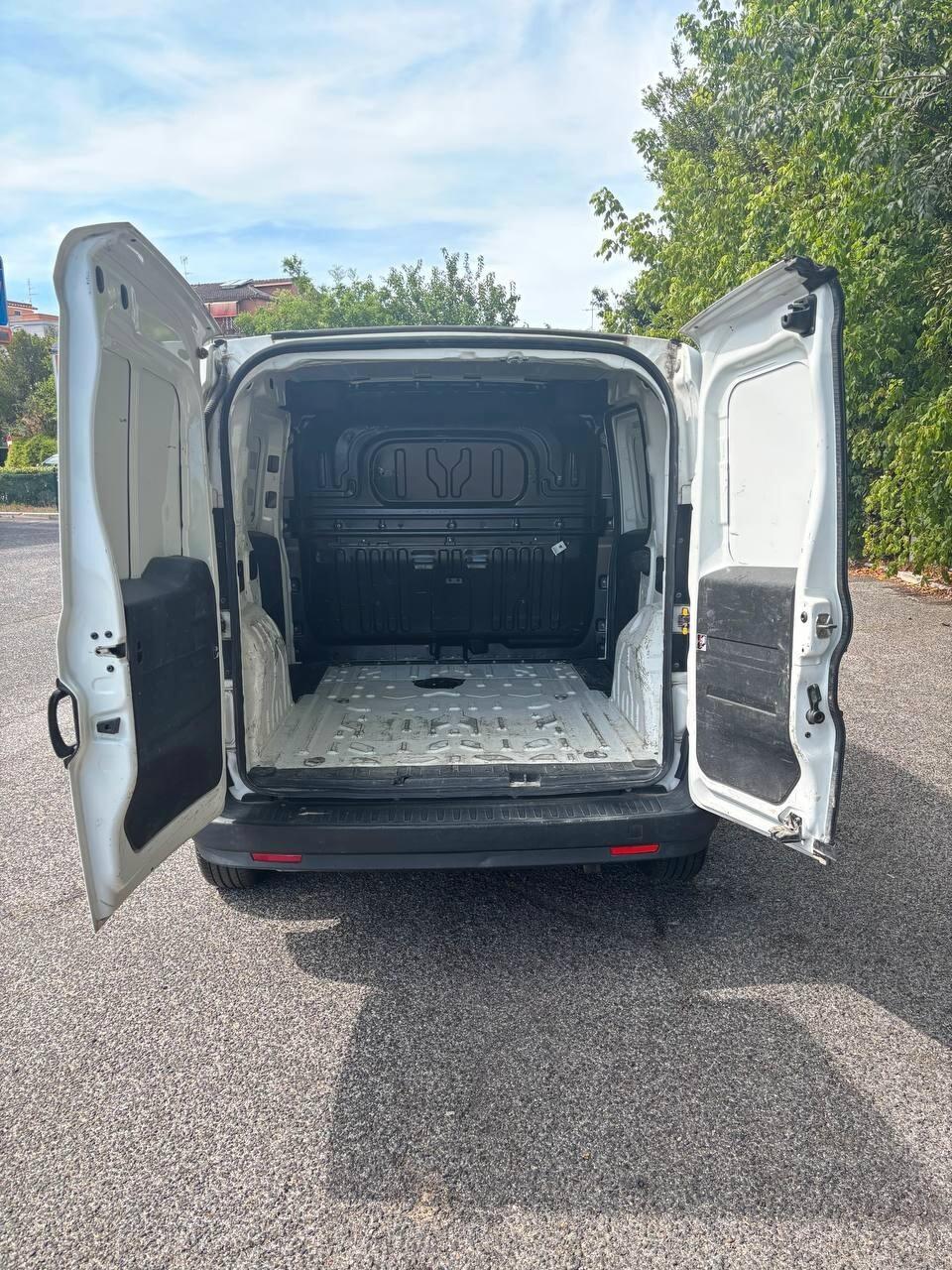 FIAT DOBLÒ CARGO BUSINESS 1.3 MULTIJET 95 CV