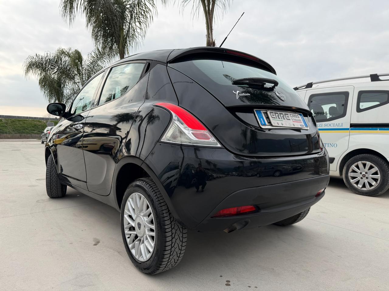 LANCIA YPSILON 2013 900 NATURAL/POWER 85 CV