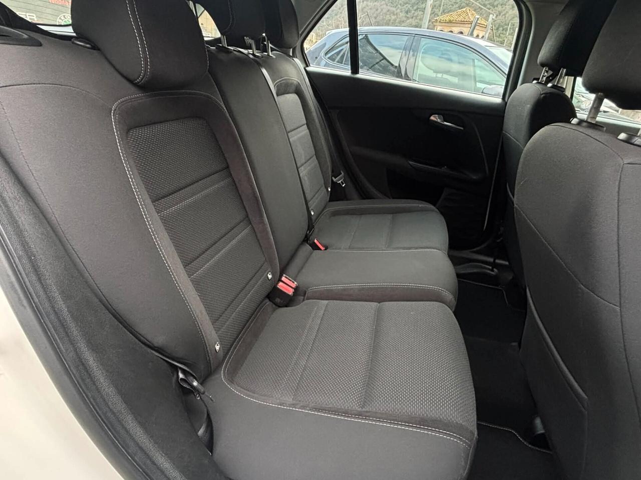 Fiat Tipo 1.6 Mjt S&S SW Lounge