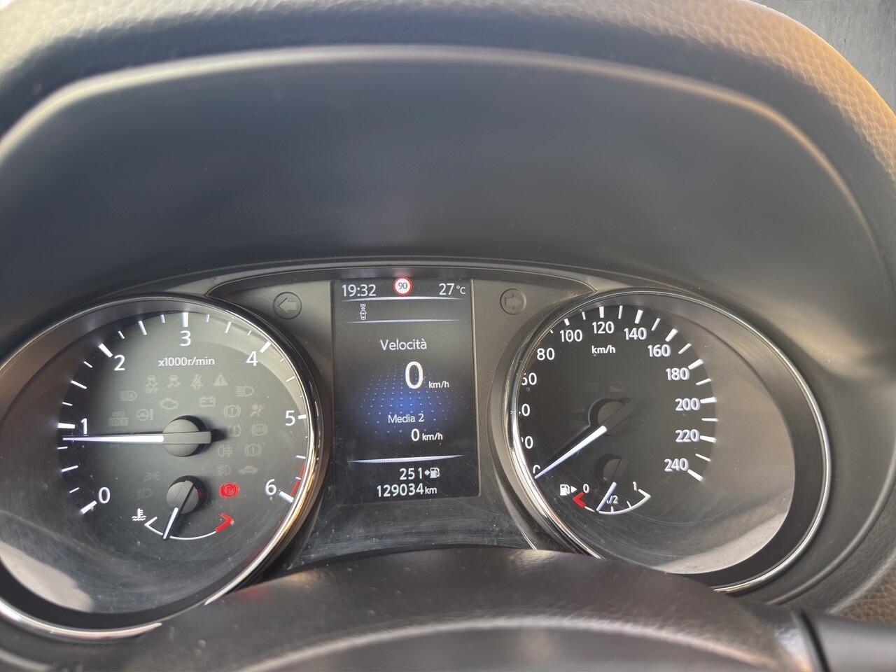 Nissan Qashqai 1.5 dCi N-Connecta