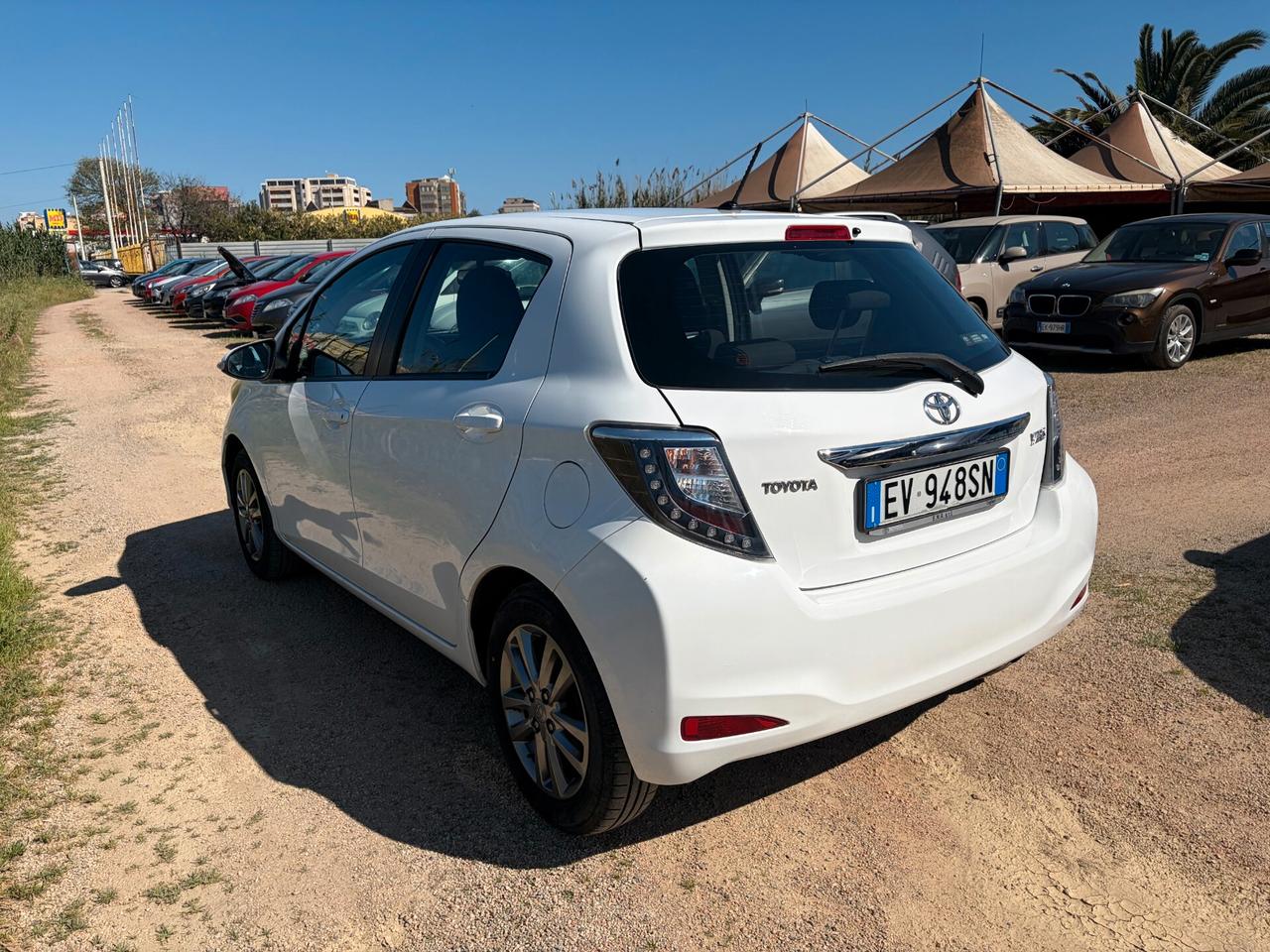 TOYOTA YARIS 1.0 TREND 68CV ANNO 2014 GARANZIA TOYOTA APPROVED