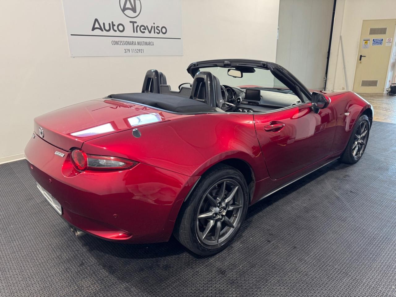 Mazda MX-5 1.5L Skyactiv-G Exceed
