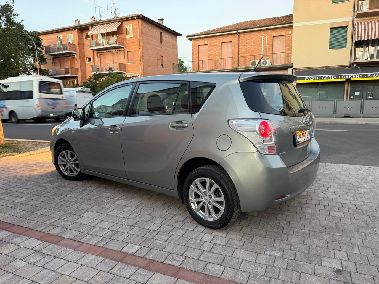 Toyota Verso 2.0 D Sol 7 posti