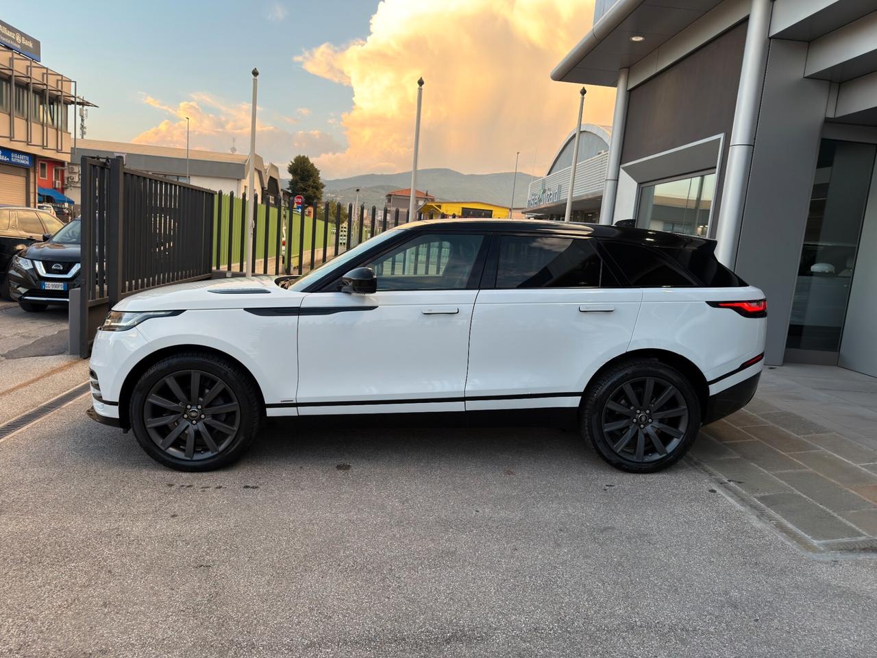 Land Rover Range Velar 2.0D I4 240 CV R-Dynamic HSE