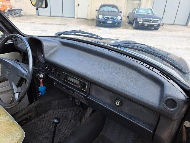 Volkswagen MAGGIOLONE CABRIO KARMANN 1303 - ASI-