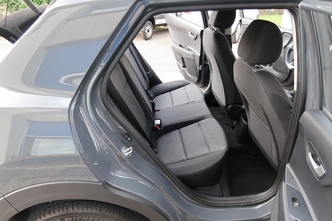 Kia Stonic 1.2 DPI Urban