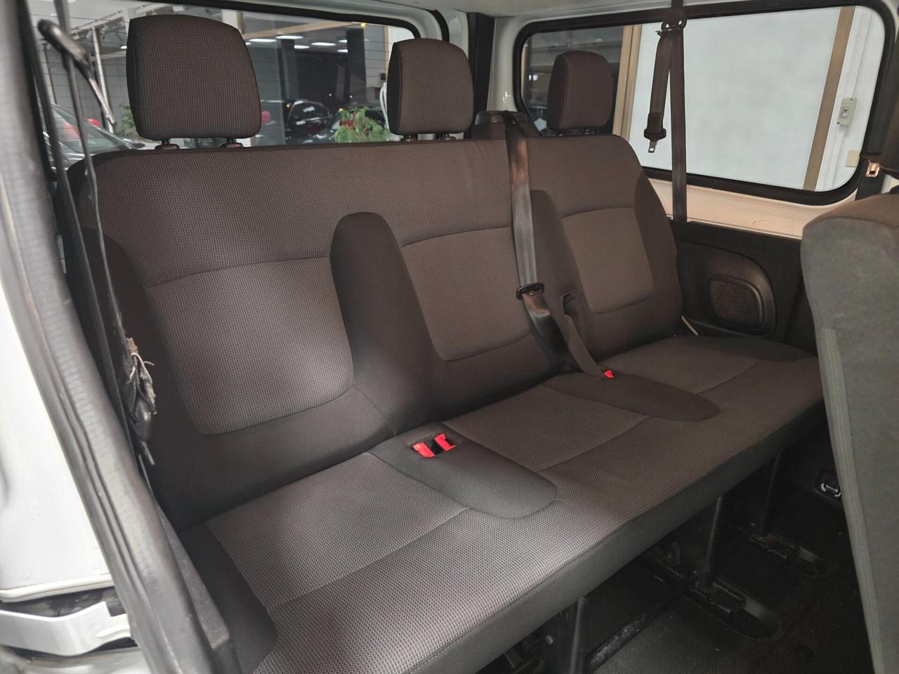 Renault Trafic T29 2.0 dCi 120CV PL-TN Intens 2020