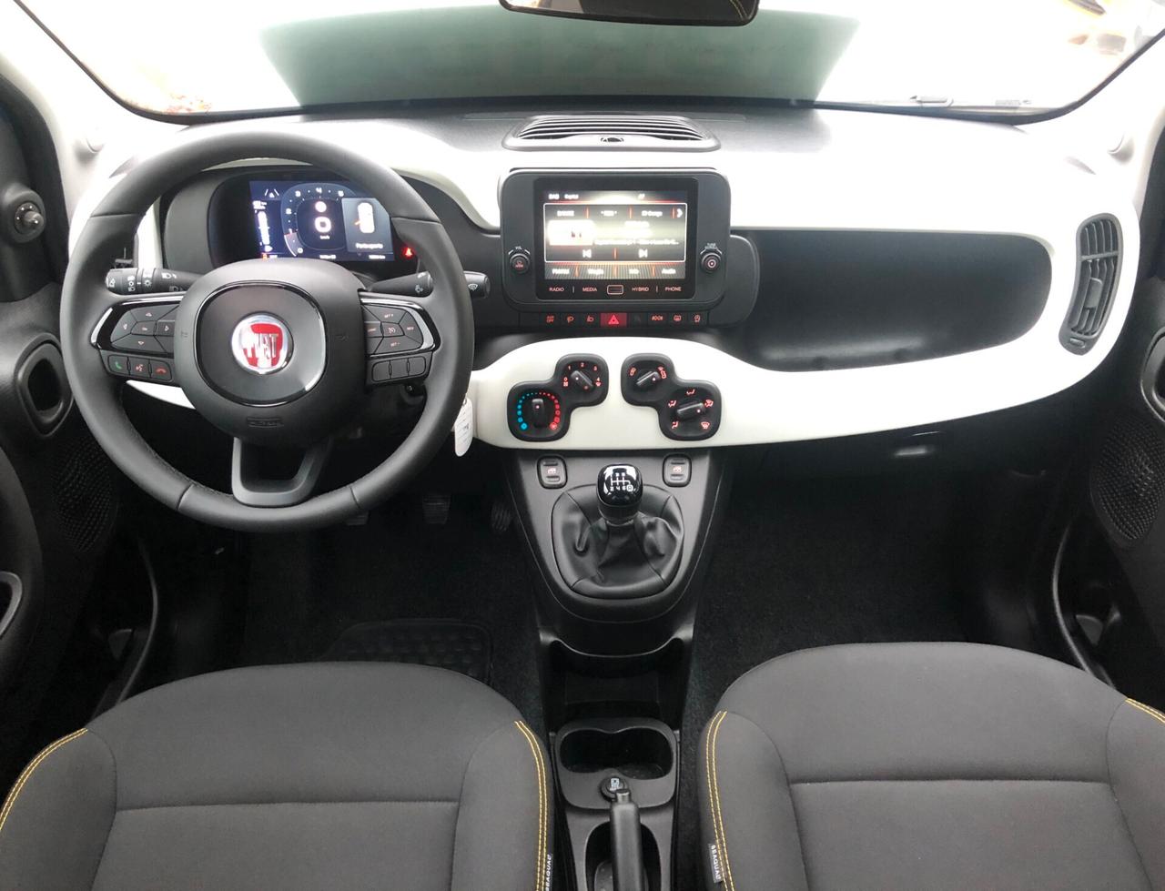 Fiat Panda Cross 1.0 Pandina FireFly S&S Hybrid