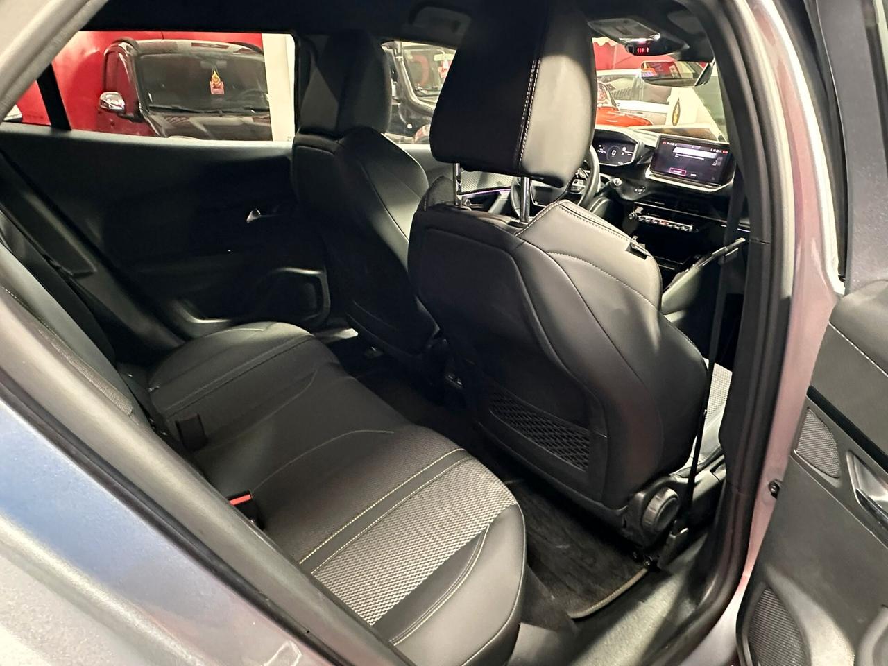 Peugeot 2008 1.2 130cv GT-LINE - 2024