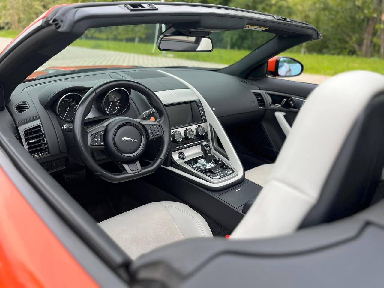 Jaguar F-Type 3.0 V6 Convertibile
