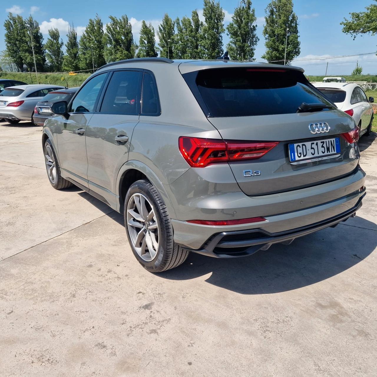 Audi Q3 SPB 35 TDI quattro S tronic line edition impeccabile UNICO PROPRIETARIO