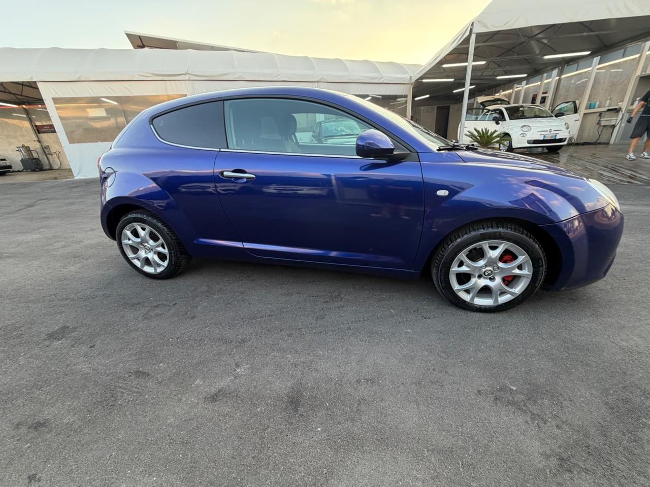 Alfa Romeo MiTo 1.6 JTDm 16V Distinctive Sport Pack
