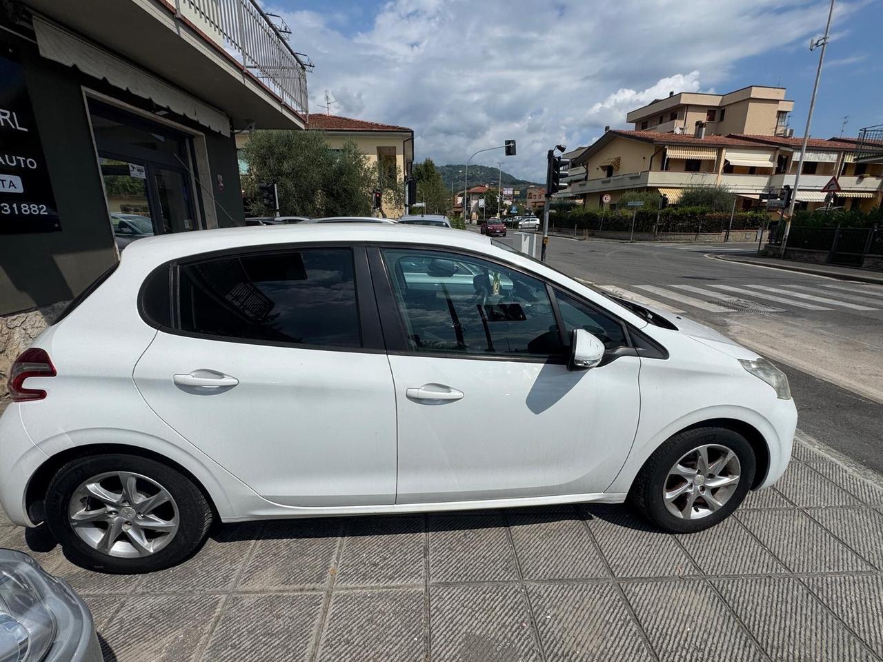 Peugeot 208 1.2 VTi 82 CV 5 porte Allure