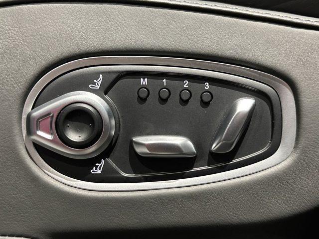 ASTON MARTIN DBX 4.0 Auto