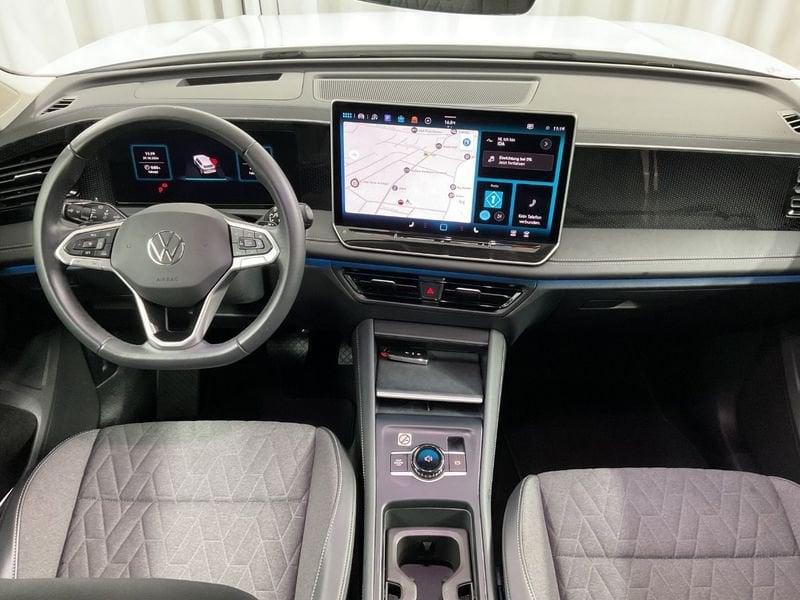Volkswagen Tiguan 2.0 TDI 150 CV EVO SCR DSG Life Nuovo Modello Led 18" Cockpit