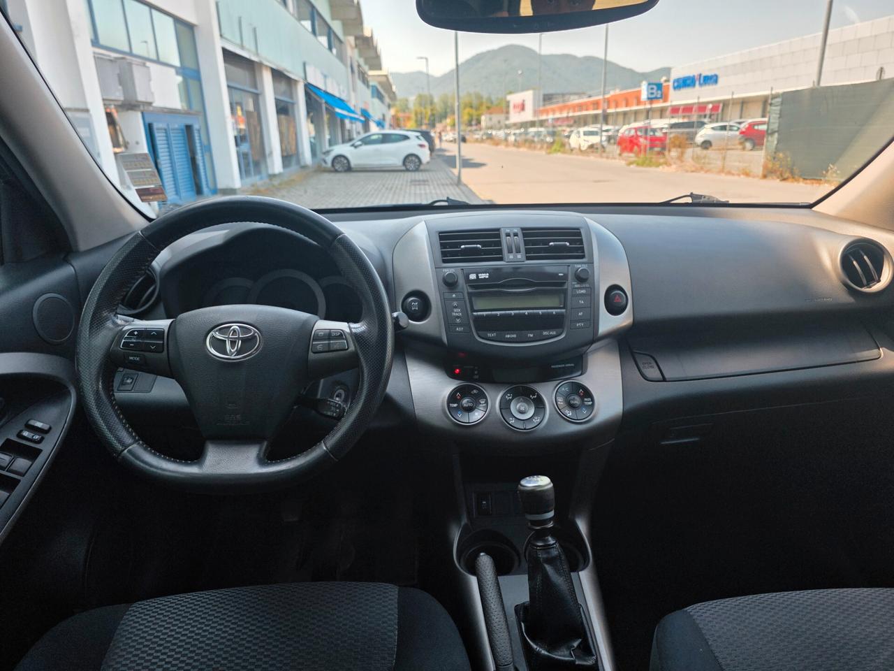 Toyota RAV 4 RAV4 2.2 D-4D 150 CV DPF Luxury