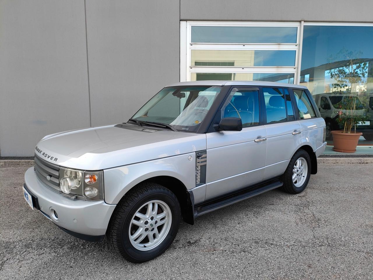 Land Rover Range Rover Range Rover 3.0 Td6 PER COMMERCIANTI