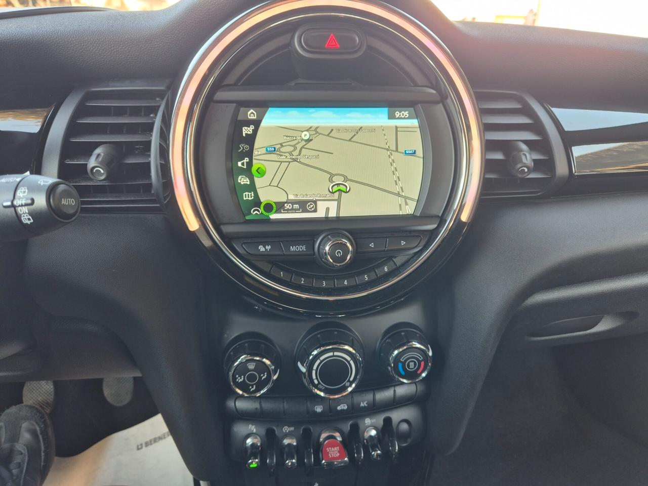 Mini 1.5 One Baker Street