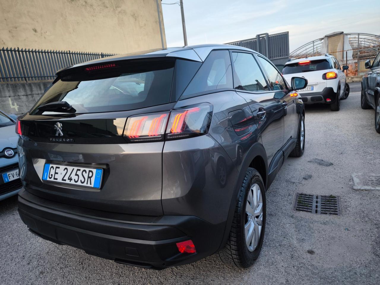 Peugeot 3008 BlueHDi 130 S&S EAT8 Active Pack