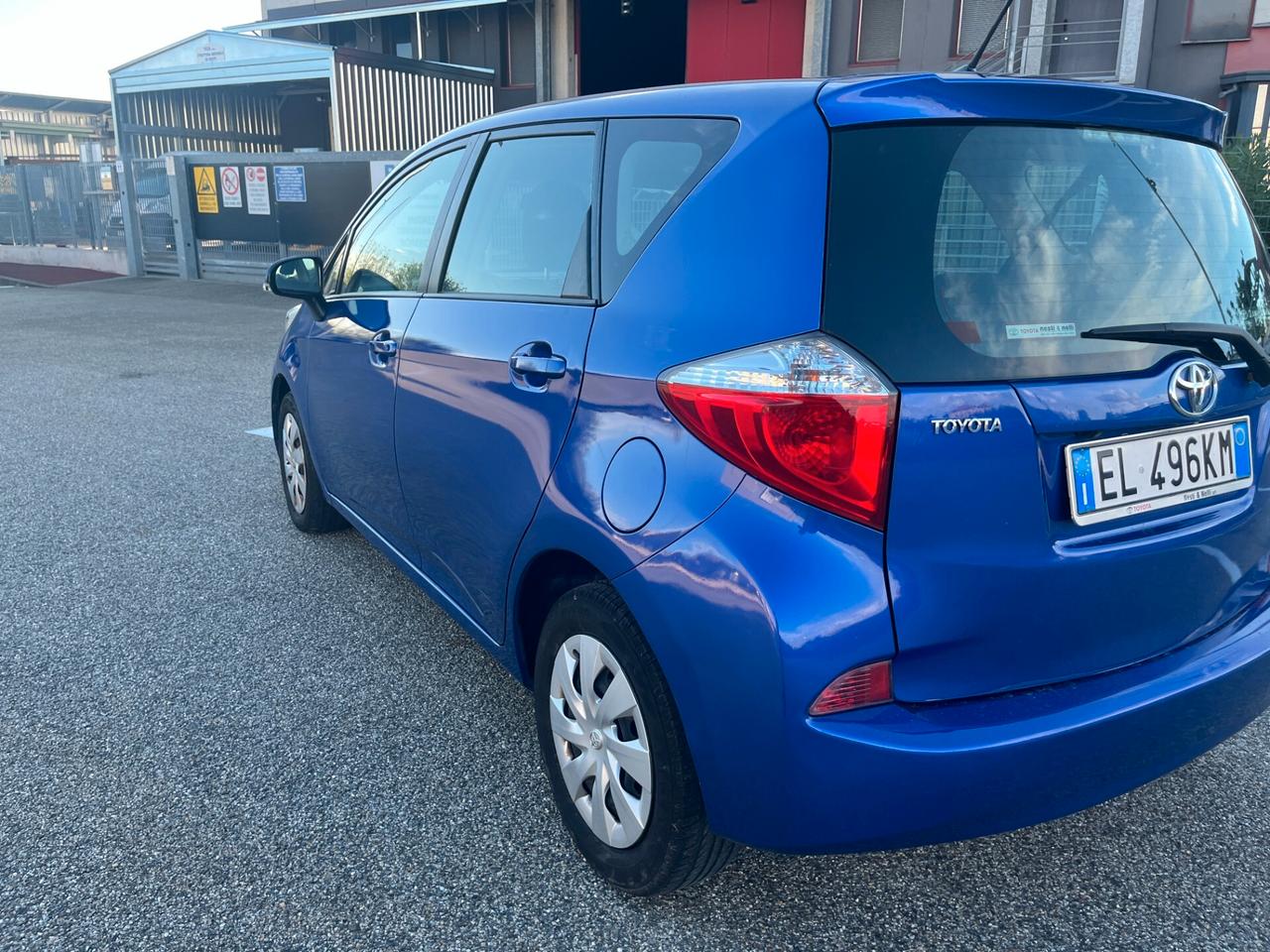 Toyota Verso-S 1.3 MT Style UNICO PROPRIETARIO ADATTA AI NEOPATENTATI